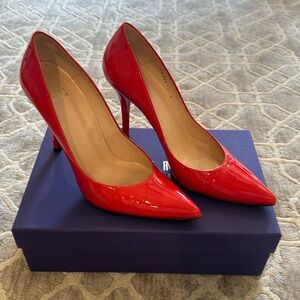 Stuart Weitzman Trouble Pump in pimento size 9